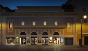 Louis-Vuitton_Roma-Etoile_facade_1