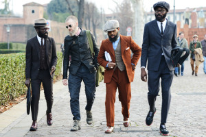 Visitatori delle scorse edizioni di Pitti Uomo (Credits disicouture.com)