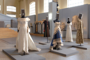 La mostra di moda “60 anni di Made in Italy”